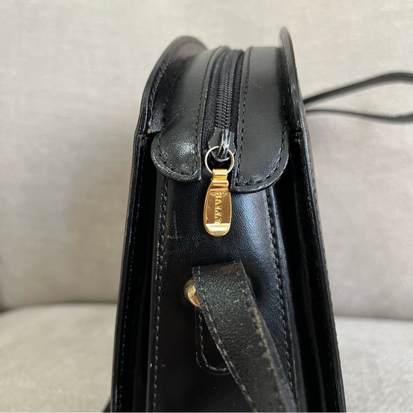 VTG Bally Structured Hex Black Leather Shoulder Bag Crossbody with Gold Hardware - Picture 6 of 16